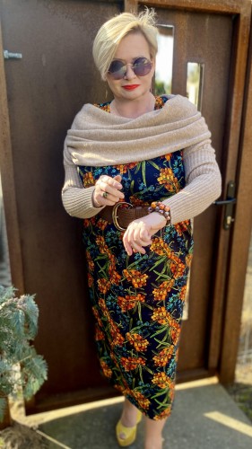 Sukienka MIDI 52/54 elastyczna, elegancka, całoroczna, biust 126/128 cm, tkanina DRESÓWKA, 95%  bawełny, naturalna, wygodna, na duży biust,  z kieszeniami