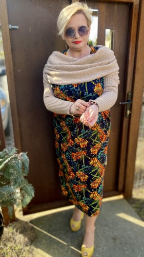 Sukienka MIDI 38/40 elastyczna, elegancka, całoroczna, biust 110/112 cm, tkanina DRESÓWKA, 95% bawełny, naturalna, wygodna, na duży biust,  z kieszeniami